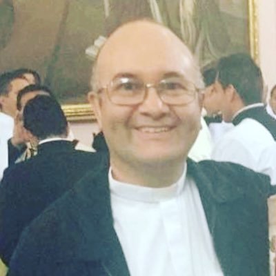 PadreFeryMaria's profile picture. Sacerdote de Cristo y  Esposo de la mujer más bella y hermosa: la Iglesia Católica