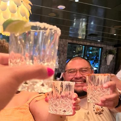 ohhh_henryyy's profile picture. Engulfed by the Old E 🇸🇻