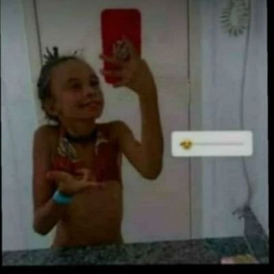 ex-bbb, atleta, estudante e comentarista de coisas