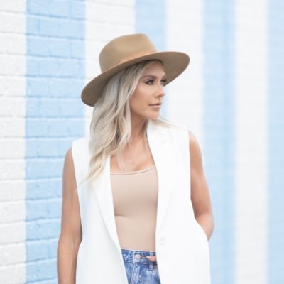 GinaGrimm_52's profile picture. Wife to @GrimmReaper_52• Wherever you go, go with all your ❤️