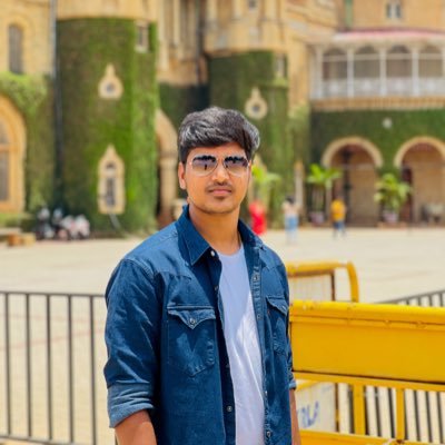 Senior Software Engineer @BYJUs | JavaScript & ReactJS ❤️ | ☕ Made up of caffeine and code✴️
