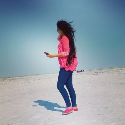 Vish_seta_'s profile picture. Gujju Girl | An Engineer | Learner | Writer | 💫