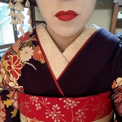 Hedgehog_girl_'s profile picture. Once upon a time...