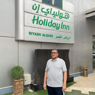 n_shmn111's profile picture. قلب المؤمن لايبقي خاليا أبدا .. إما أن ينشغل بالدنيا وإما أن ينشغل بالله...فتخير أيها المسلم بما تشغل قلبك