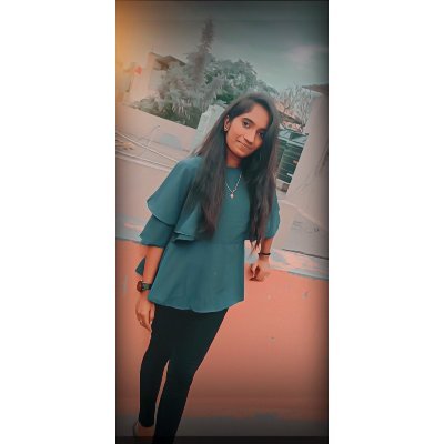 MunirajBhavya's profile picture. Live in the sunshine where u belong 💛