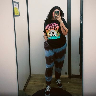 sadlysab's profile picture. baby, keep it cool. | she/her | twenty4