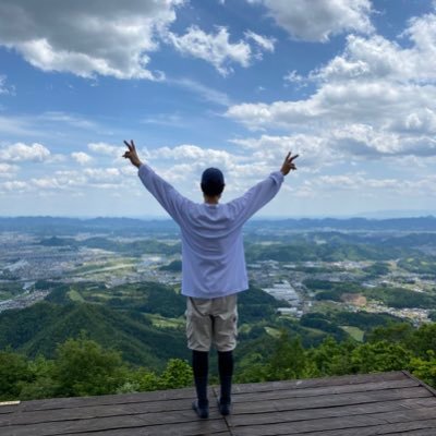 Twitterいつも初心者の気持ちでやってまーす🔰🙇‍♂️バスケ🏀⛹️‍♀️山登り⛰🥾ボチボチやってまーす✌️ お仕事も気合い入れて毎日頑張ってまーす🚚💨💨💨よろしくね💞