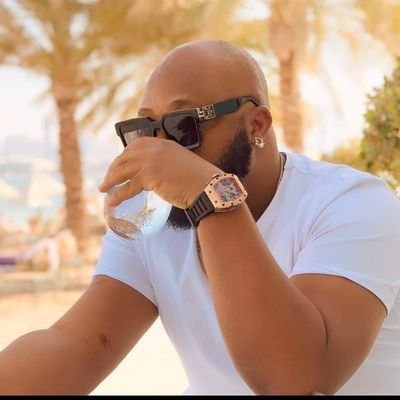 n_phillac's profile picture. Whatsapp +27795683612