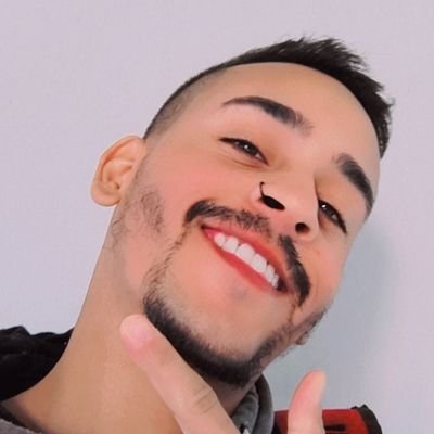 Insta: biel.collins