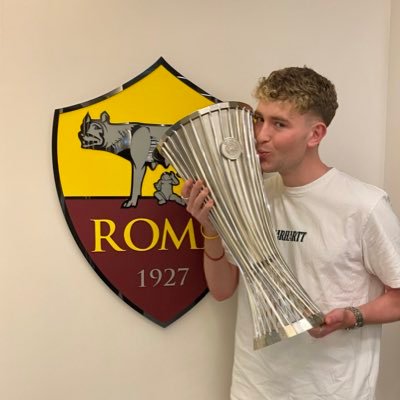 Assistant Editor @OfficialASRoma 🐺 • Views my own