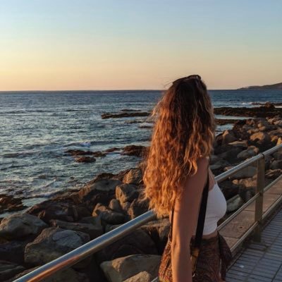 dianalonsoo's profile picture. 🦋☮️🙇‍♀️