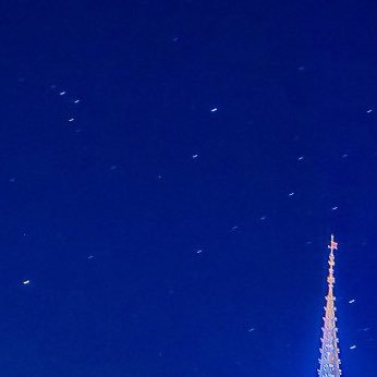 eZOXjX1FfaOCeib's profile picture. 18↑