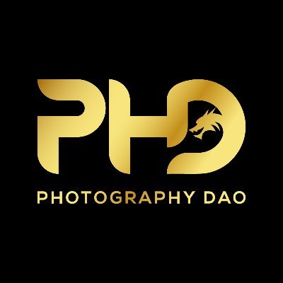 PhotographyDao