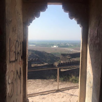 Leo_quantm's profile picture. listen to yourself carefully.