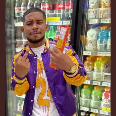 28 If if was a Fifth we’d both be Winning. Love Life don’t let it pass you up #TMC #RealisBestPodcast #WhoDat⚜️