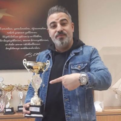 Halil_ncll's profile picture. Boşmizahçı “Ne yapacağız bu insanlarla?”