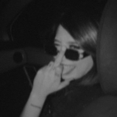 Dernxtweet's profile picture. Tiktok için tweet🪐✨