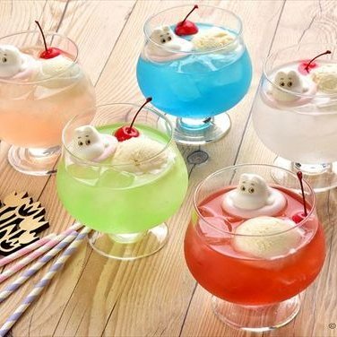 We RT and post Dessert and Food pics! (Mostly desserts) !!DESSERT PICS ARE NOT OUR OWN!!