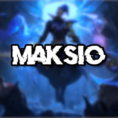 Maxioo__'s profile picture. 