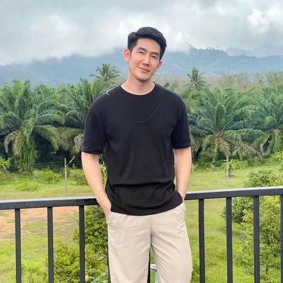 ชีวิตไม่ใช่อย่างที่คุณคิด มันซับซ้อนขึ้น ยิ่งคิดว่ามันจะง่ายในไม่ช้า อย่าท้อถอย มุ่งมั่นและทำงานให้หนักขึ้น
เหลือ 10 ตัวอักษร