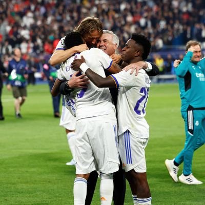 Noticias e información 💻 del Club de las 14 Champions 🏆 - 35 Ligas 🏆 - 19 Copas del Rey 🏆 -
Madrid, Madrid, Madrid
¡Hala Madrid!
Y nada más...
