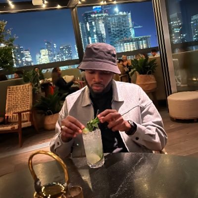 itz_gman's profile picture. The best is yet to come!!! I CAN DO ALL THINGS THROUGH CHRIST……Chelsea Fc/Toronto raptors fan ⚽️🏀