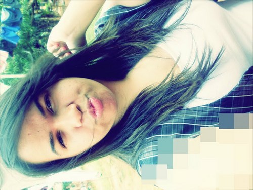Oi ! sou a Marcella tenho 17 anos, amo minha familia meus amigos e adoro Futsal !  MSN: marcella.jenifer16@hotmail.com