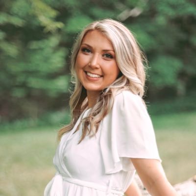 #VFL #GBO • God is my savior • FHU ‘22 • 3rd grade teacher 🍎 • dog mom 🐶 • faith over fear •