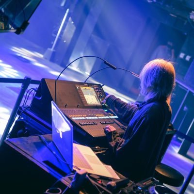 ライブサウンドエンジニア。PA/SR/LiveRec。フリーランスの結さんです。大きい音を出しています。全国どこでも。実は機材レンタルもやってます。一高64回。人生は旅。お仕事依頼✉️:kwmr.sdc@gmail.com