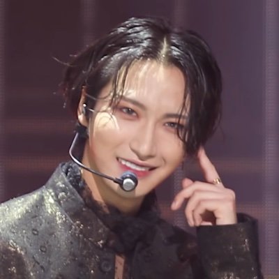 _fifteenminutes's profile picture. seatiny + fantasy | not a minor