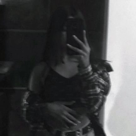 04-05🖤🦋
Tktk: @Liz.oca_
Ig:_Lizoca_
CUENTA RANDOM ....DIGO PELOTUDECES 😋
