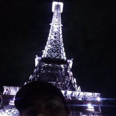 sIR_dIONISIO's profile picture. γνῶθι σεαυτόν