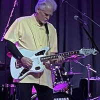 Robert French (@ric12string) 's Twitter Profile