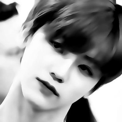 F3IFE1QZK's profile picture. ⠀ ⠀⠀⠀⠀born with disappointment