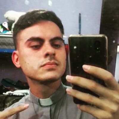 Sr_Pacho3's profile picture. Diacono Veterocatólico ✝️ Psicólogo en formación 🧠
Activista 🏳️‍🌈Leo ♌ Alguien que escucha y acompaña 🤗