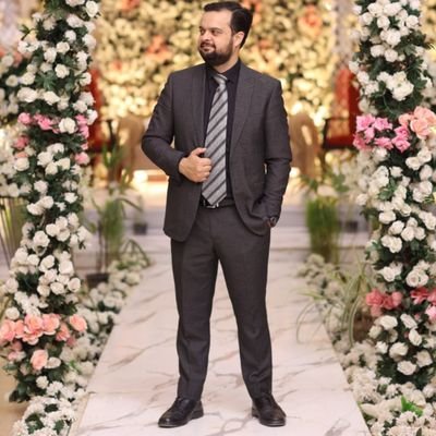 Xainu's profile picture. 13,021 Days Old. Striving to become a better human.