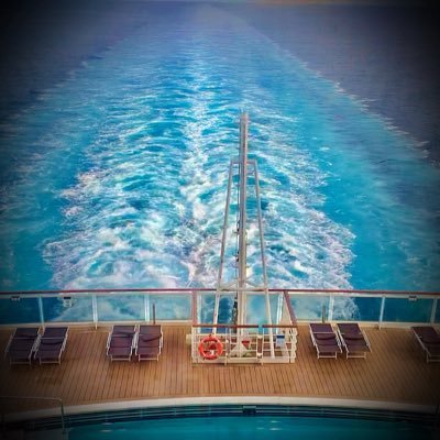 21strikes's profile picture. Travels for fun