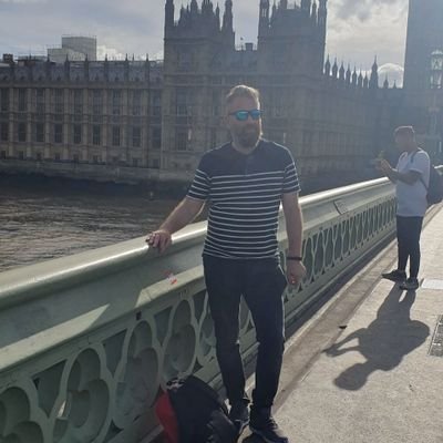 HarlapIsrael's profile picture. אנארכיסטים הם אנדרייטד