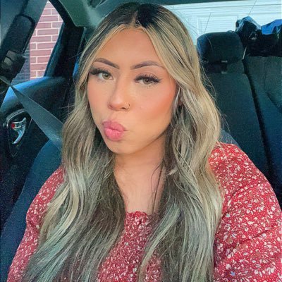 insta//yocelyn.mejia snap//yocelynnmejiaa
