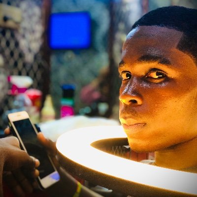 OfZboss's profile picture. A cute black guy 🖤 
Wish I could get a cute black babe too 🖤❤️
Content creator 🖌