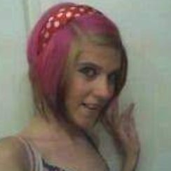 DuskLola's profile picture. me me me