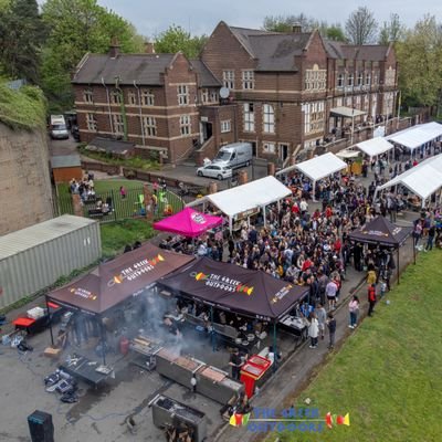 Worcester based - covering 250 mile radius - fully mobile Greek BBQ - 365/7 Theo Paphitis #SBS #smallbiz100 #SmallBizSatUK https://t.co/SsgqK8qYFk