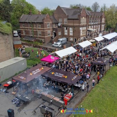 Worcester based - covering 250 mile radius - fully mobile Greek BBQ - 365/7 Theo Paphitis #SBS  #smallbiz100 #SmallBizSatUK  https://t.co/SsgqK8qYFk