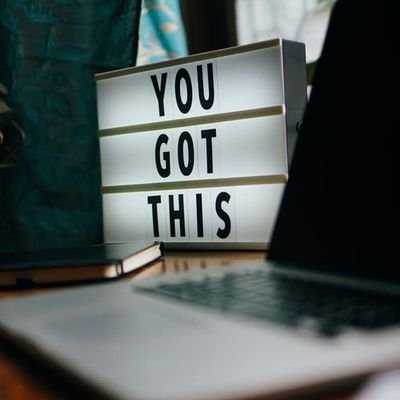 Blogger
.📌 News Blogger
. 📌R&B Musician
.📌 Motivational speaker
