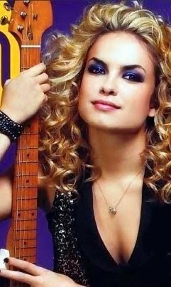 Fc deedicadoo a Diva liiiiiindá @Lua_Blanco EUTEAMO MT DIVA , s2
Oficializado por :  @isCharlotte as 22:22 do do dia 07/08/11 *-*