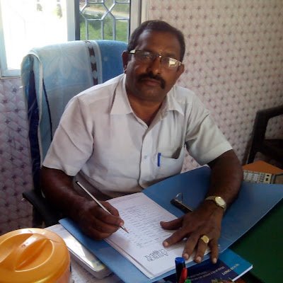 RExporte's profile picture. 