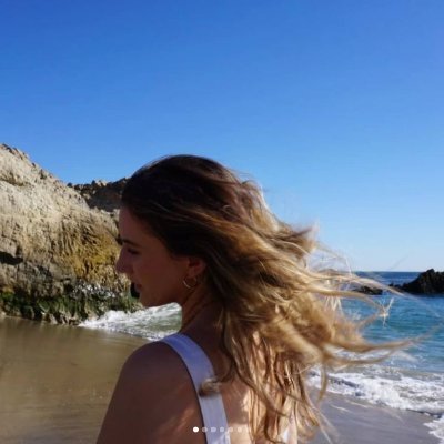 sarah_layzell's profile picture. PR in Bristol | she\her