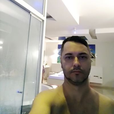 Tô aqui pra atazanar a vida de Petista que só posta merda... sempre com um pouquinho de humor! É o que me restou!