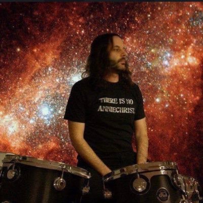 Composer for film, games and the concert hall. Music instructor and multi-instrumentalist. Composer for @TheSpineOfNight @Shudder https://t.co/c3xbWSn1yS