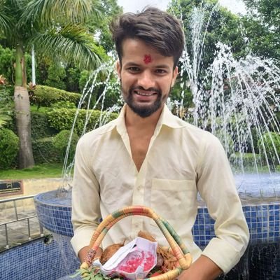 MeeDpn's profile picture. यो मेरो साम्राज्य हो मन लागेको लेख्छु मन परेको चोर्छु,तर मन परेन भने ♥ पनि गर्ने वाला छैन्।यहाँ मनै राजा हु महि मन्त्री।Followers=Following